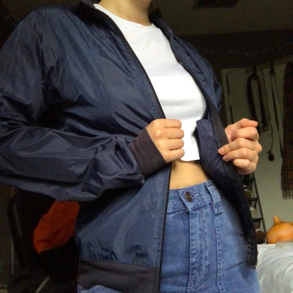 American Apparel navy blue windbreaker jacket - Picture 2 of 3